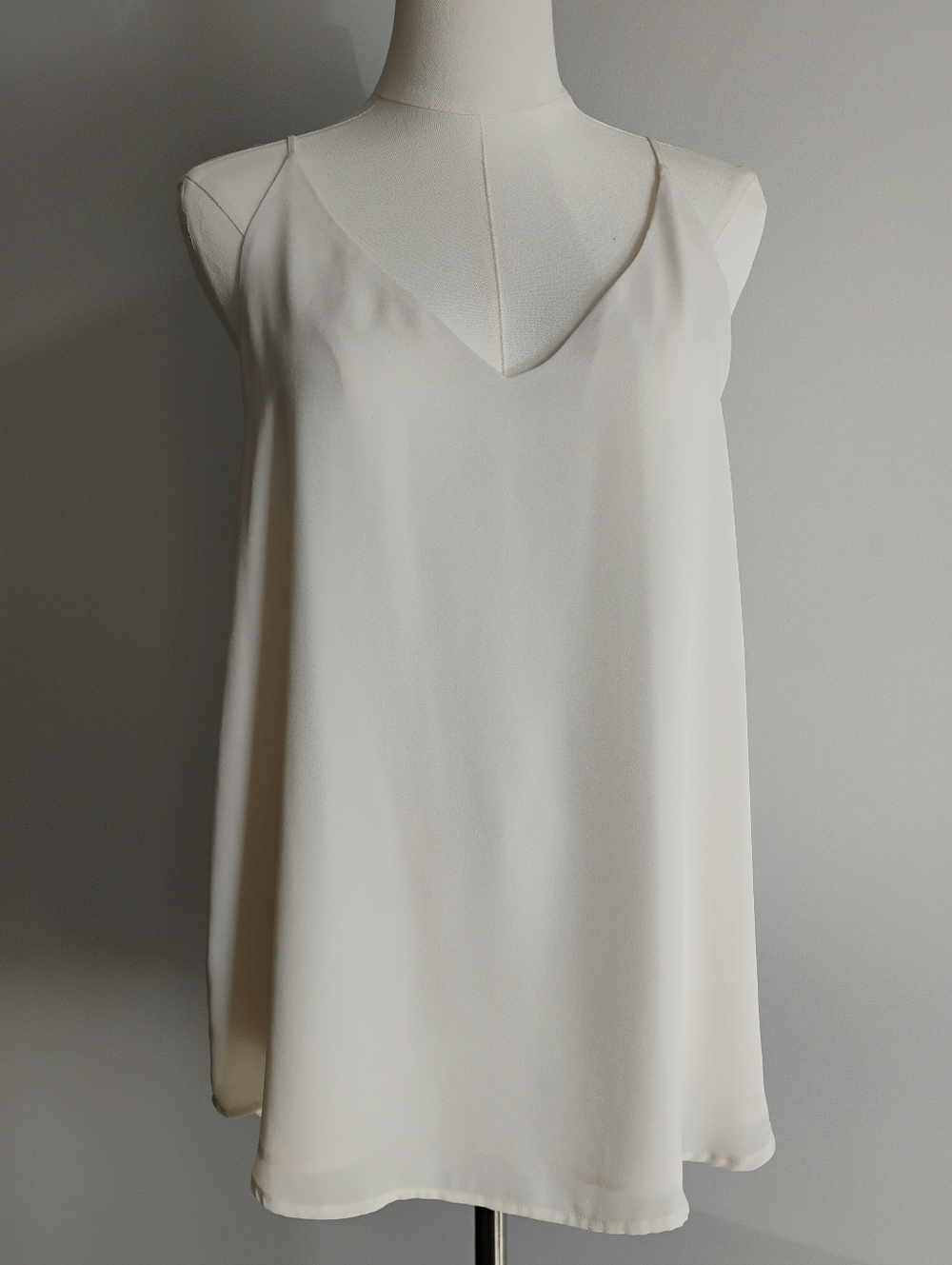 LOFT Cream V-Neck Camisole Top L